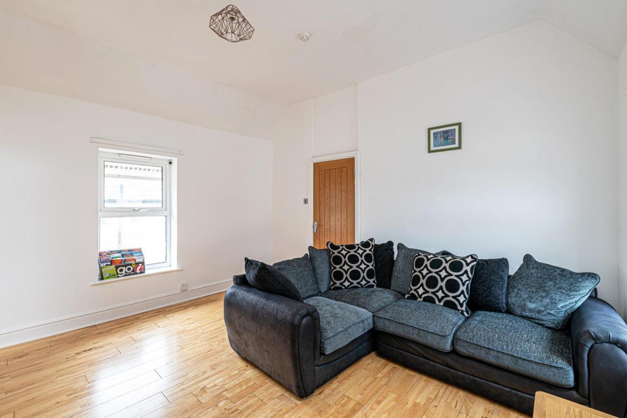 Two Bedroom Holiday Apartment Colwyn Bay Buitenkant foto